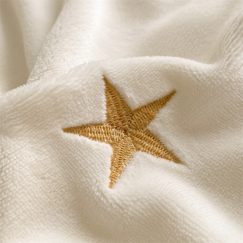 Four Piece Set Of Healing Princess Style Double Sided Velvet Coral Velvet Bed Sheets